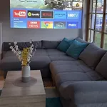 Familienparadies Am Bodensee - 87m2 Haushaelfte Mit Garten & Heimkino