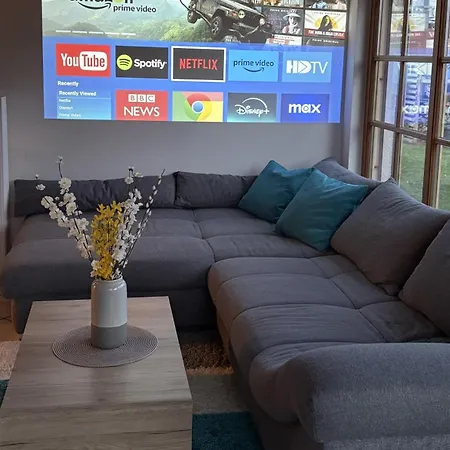 Familienparadies 87m2 - Haushaelfte Mit Garten