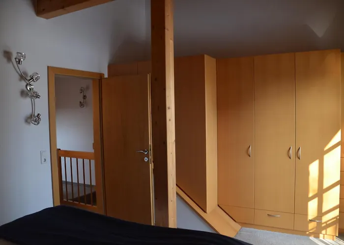 Familienparadies 87m2 - Haushaelfte Mit Garten Apartment *