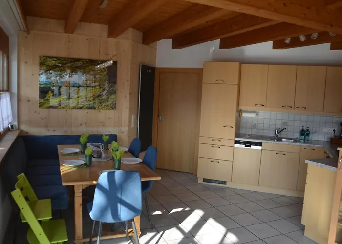 Familienparadies 87m2 - Haushaelfte Mit Garten Apartment *