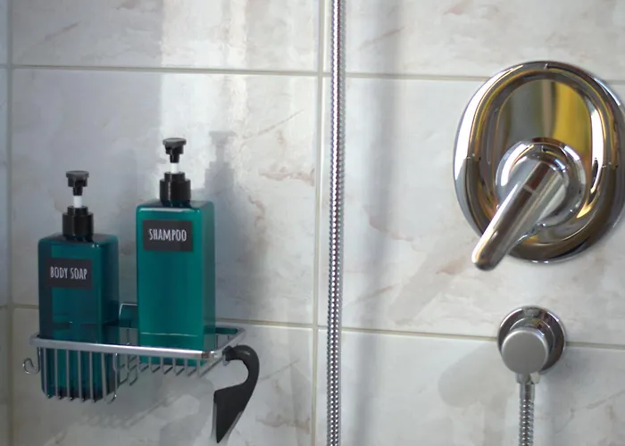 Apartment Familienparadies 87m2 - Haushaelfte Mit Garten